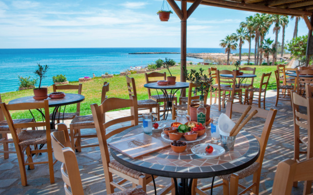 Отель Cavo Maris Beach