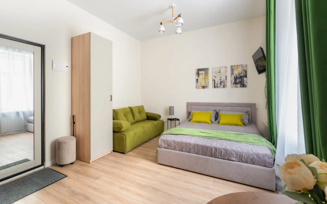 Dizaynerskaya Dvukhmestnaya Studiya Flat