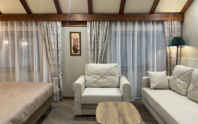 Апартаменты Вип 6 Дворик Друзей