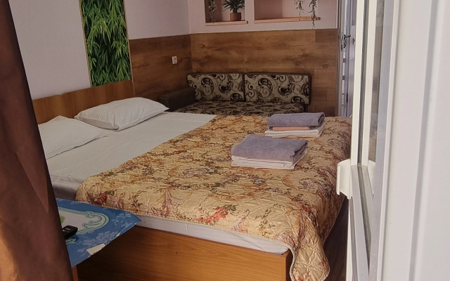 U Plyazha Guest House
