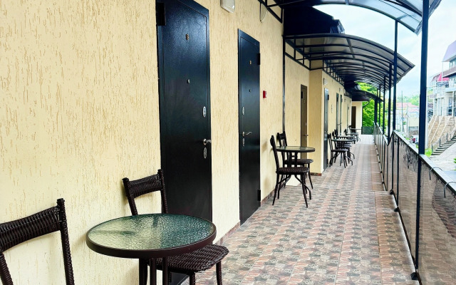 Garden Town Hotel