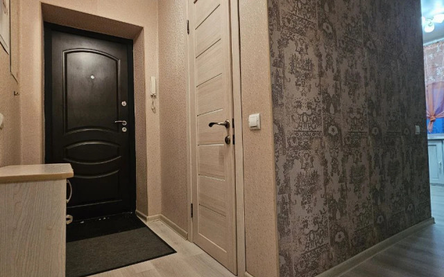 L.V.Hotels na Oruzheynoy 1 Flat