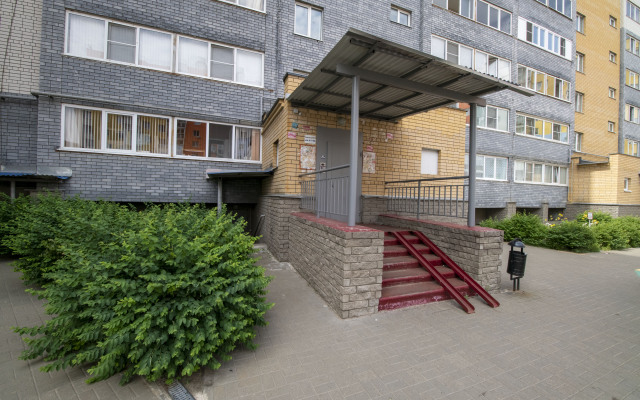 Na Narodnoy 52 Flat