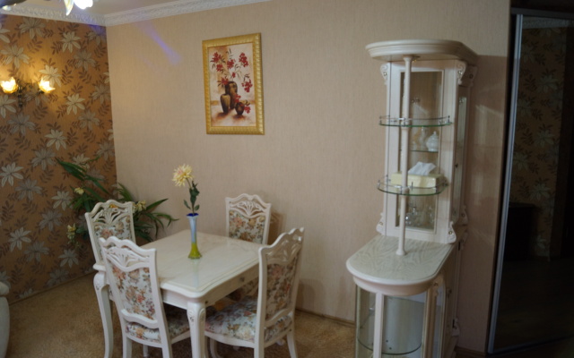 Renessans Hotel