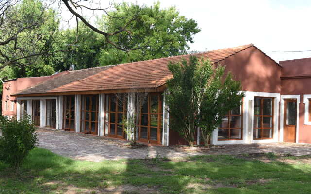 Estancia El Cencerro Hotel