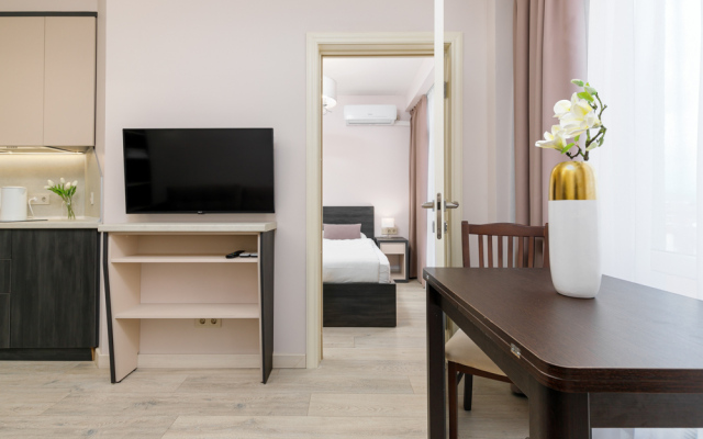 GeoApart Cvetochnaya 30 Apartments 5