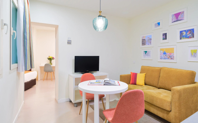 Blume Cruz Suites