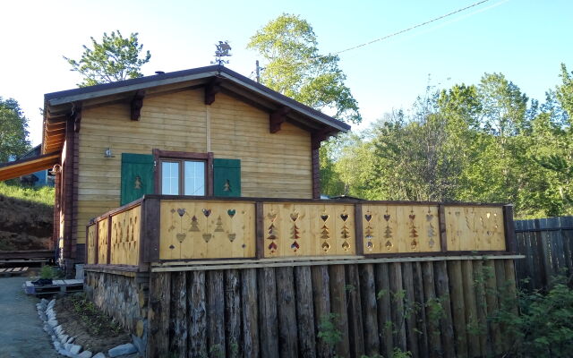 Chastny Dom Swiss Chalet In Kamchatka
