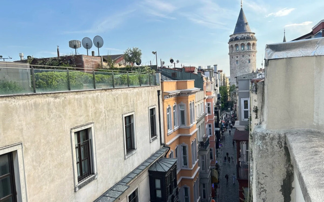 Апартаменты Steps to Galata Tower