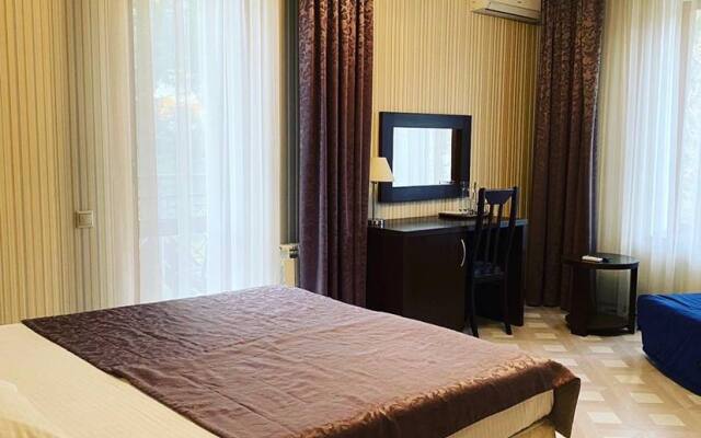 Отель Мечта