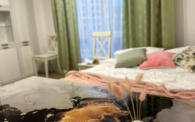 Studiya Okolo Ostrova Mechty I Parka Kolomenskoye Flat