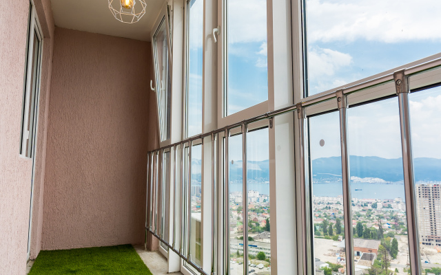 Apartamenty uyutnye s vidom na more ot LetoApart Apartments