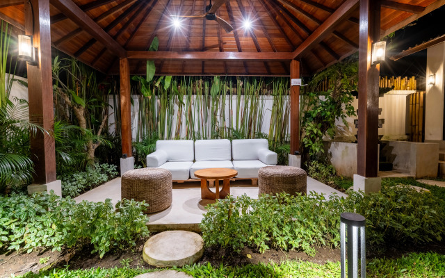 Hijau by EVDEkimi – Charming 2BR Escape with Pool, Outdoor Lounge, Lush Garden – Long Stay Extras Villa