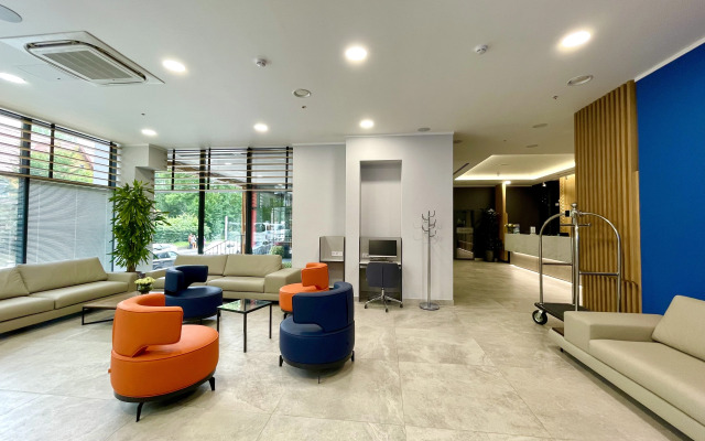 Grand Crystal Flat