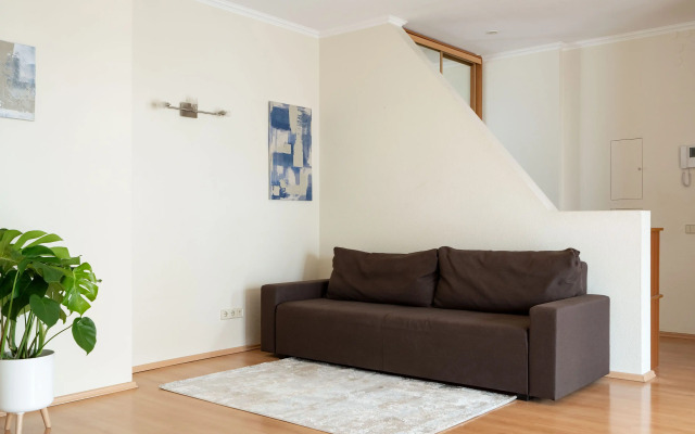 Апартаменты с балконом на набережной канала Грибоедова