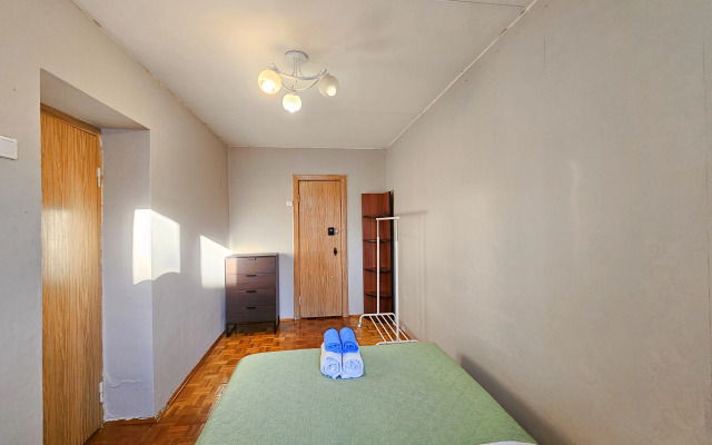 Апартаменты Ельниская 12