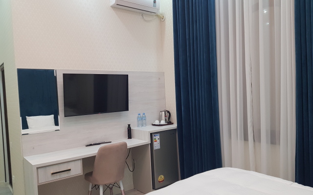 Sharq Hotel