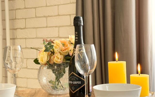 Апартаменты 1-к квартира на Хрустальной 29