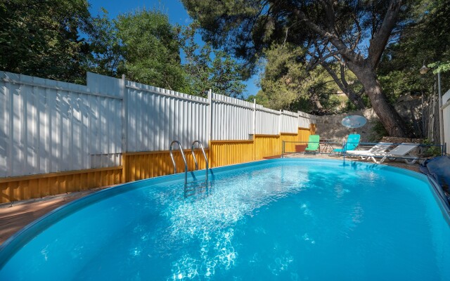 Chayka Guest house