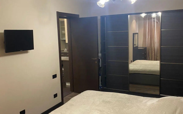 Rent Inn Yerevan on Mesrop Mashtots Avenue Apartments