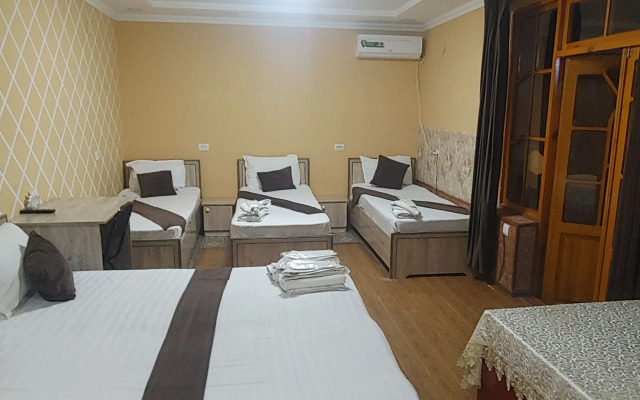 Zafaron Hotel