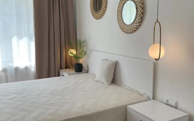 Na Levo-Bulachnoy Ulitse 56/2 Apartments