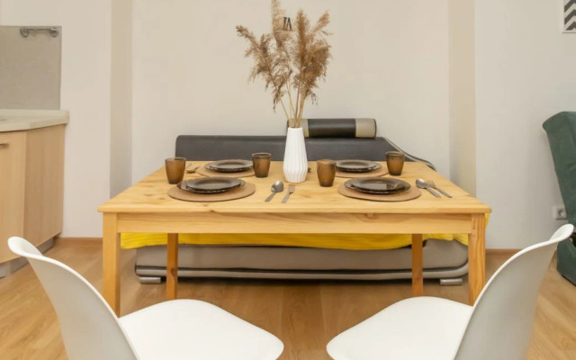 Novikov Dvorik Flat