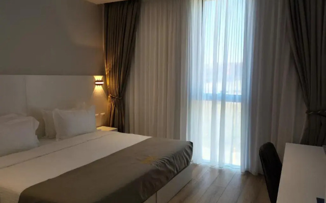 Metro Terminal Hotel
