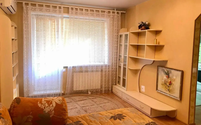 Квартира 2-комнатная с балконом на Ленина