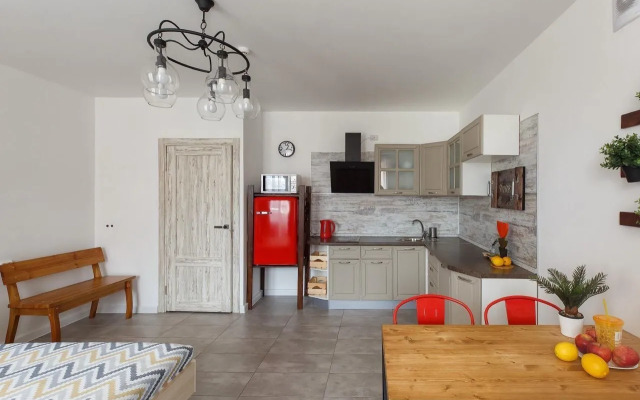 Апартаменты на улице Батова 10/2