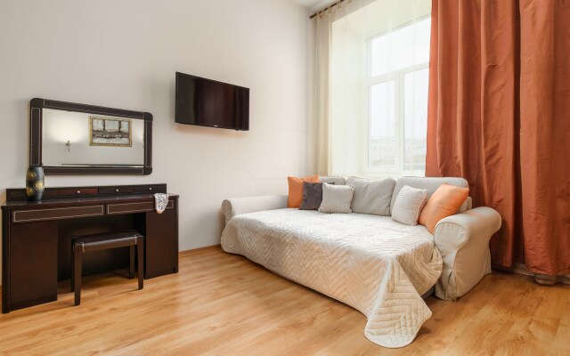 Апартаменты у Эрмитажа 3 спальни 2 сан.узла 8 гостей