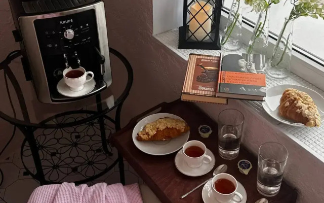 Квартира Уютная Студия С Собственной Кофейней