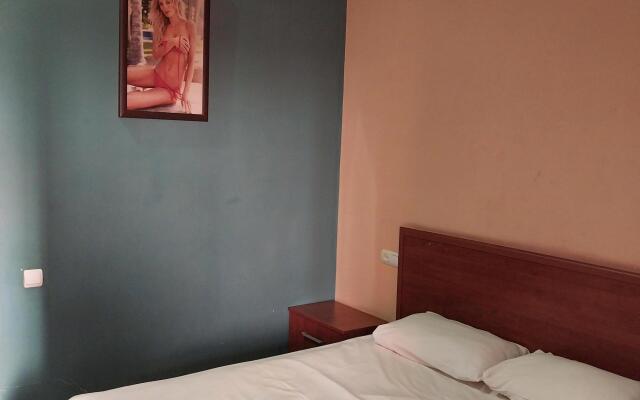 Happiness Guest House