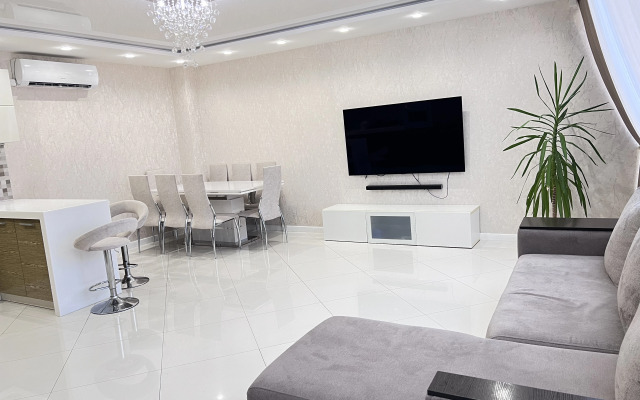 Stilnye Dvukhurovnevye Apartamenty Flat