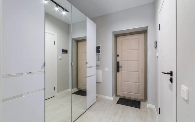 Na Ulitse Adelya Kutuya 110E Flat