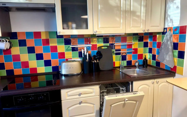 Holmy Nahimovsky Apart Flat
