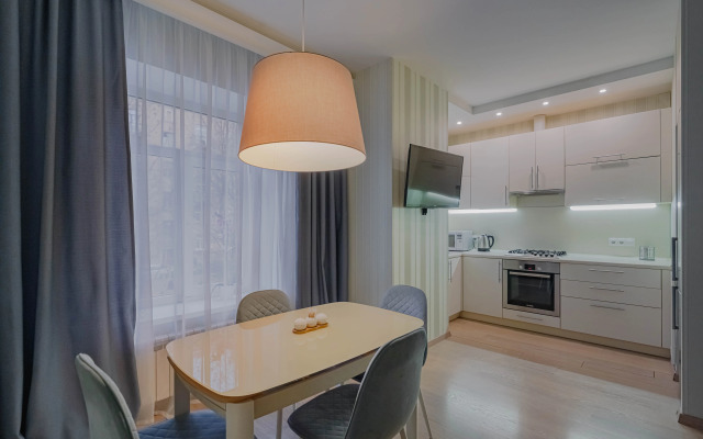 Отель Априори