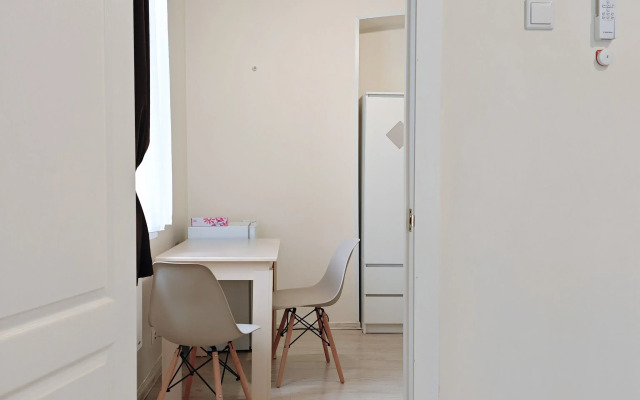 Квартира с отдельной спальней 122