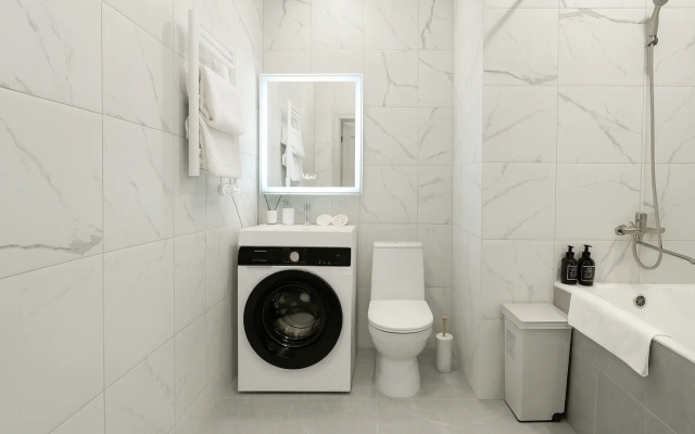 Na Glavnoy Naberezhnoy Goroda Flat