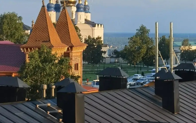 Квартира с Видом на Иртыш и Соборную Колокольню