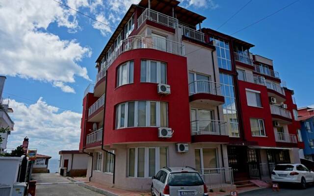 Aurelia 32 Apartments