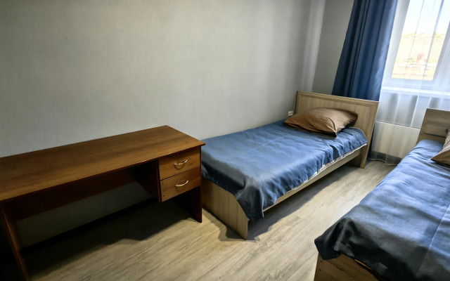 Uyutnaya Trekhkomnatnaya V 18 Kvartale Flat