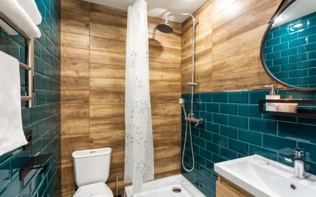 Апартаменты Студия Улучшенная с Дизайнерским Ремонтом