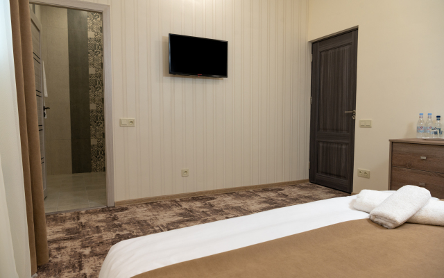 Aeka Hotel