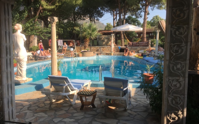 Atillas Getaway Holiday Resort