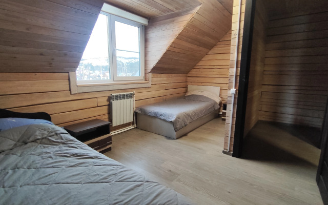 Bajkal Guest House