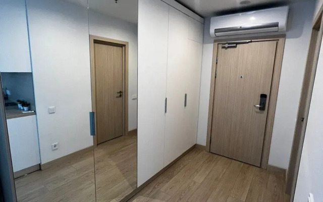 Студия уютная 1 минута до метро Технопарк