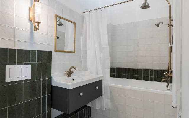 Апартаменты на Театральной площади