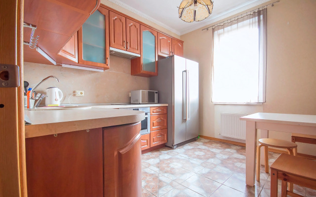 Квартира просторная на станции метро Пионерская