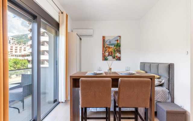 Summer Nest Studio in Becici Apartments